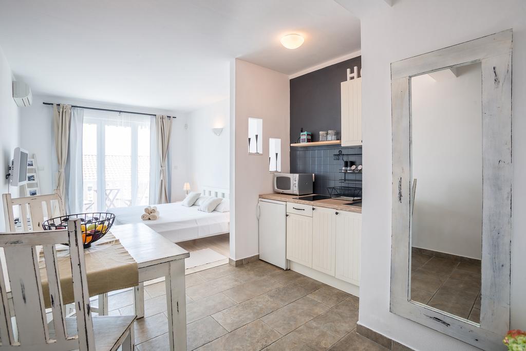 Zlatni Bol Apartments Δωμάτιο φωτογραφία
