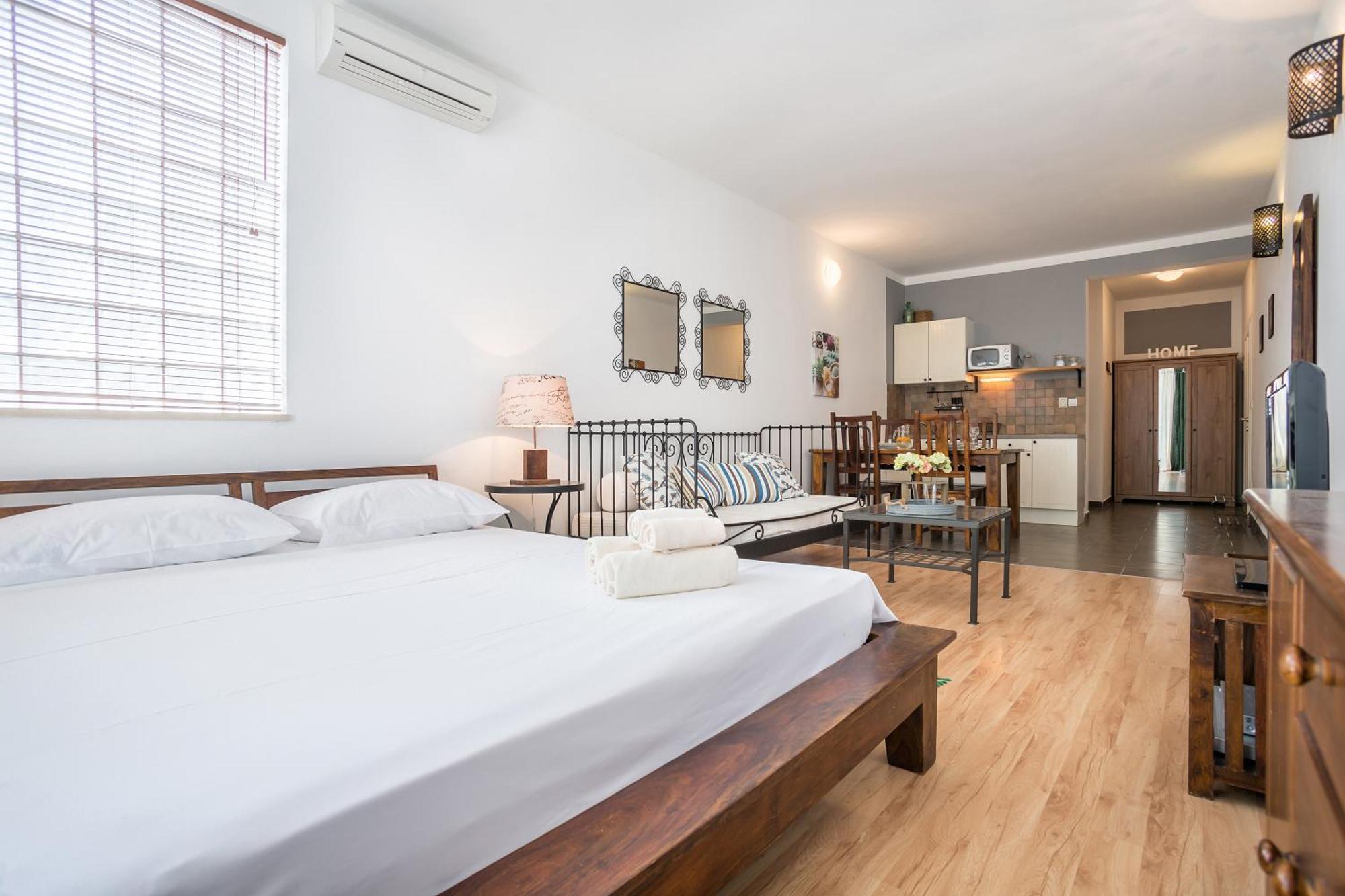 Zlatni Bol Apartments Δωμάτιο φωτογραφία