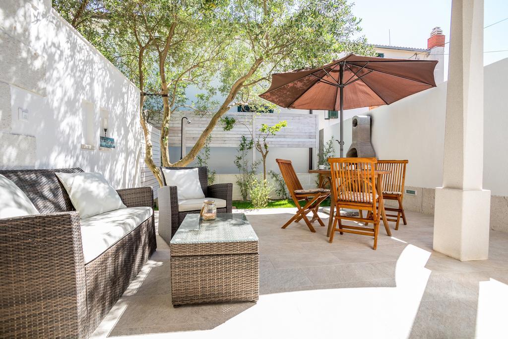 Zlatni Bol Apartments Εξωτερικό φωτογραφία