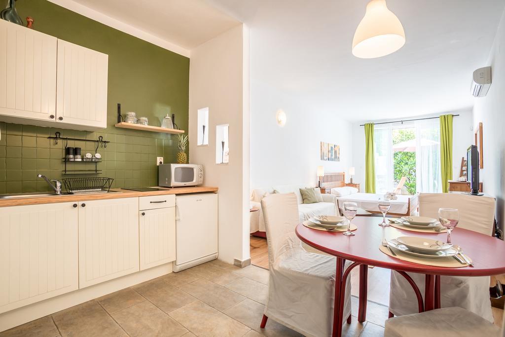 Zlatni Bol Apartments Εξωτερικό φωτογραφία